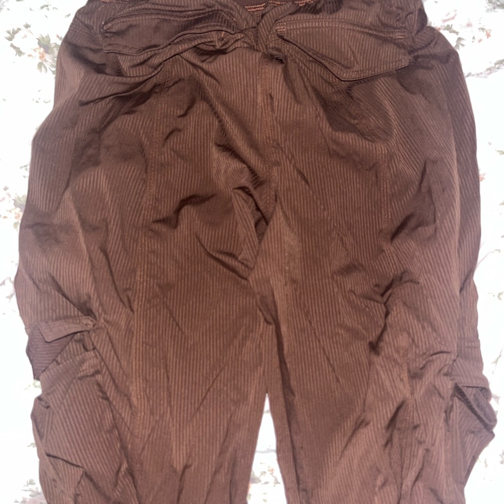 lululemon athletica Women's Brown Cargo Trousers - Picture 7 of 12